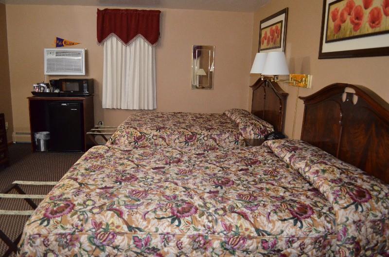 Williamstown Motel Room photo